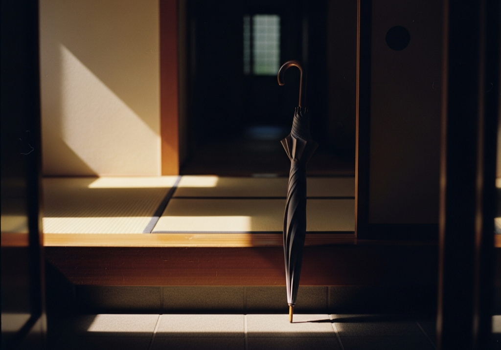 玄関に立つ、僕のではない傘