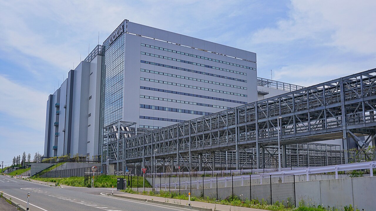 HBMを持たない勝者 ── キオクシア【AIと企業・第15話】
